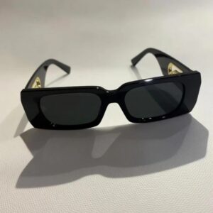 Classic Black Frame